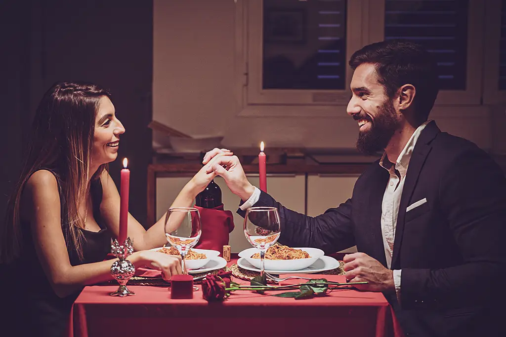 Diner romantique en amoureux avec un menu fait maison - Suite Romantique